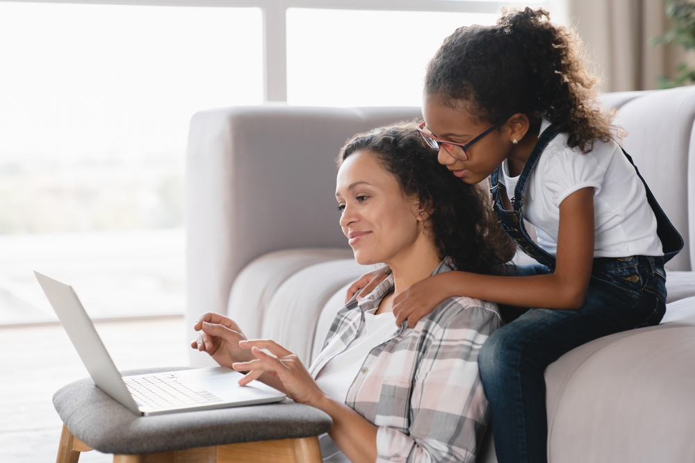 Travail en freelance et vie de famille : 7 clés pour créer un équilibre durable